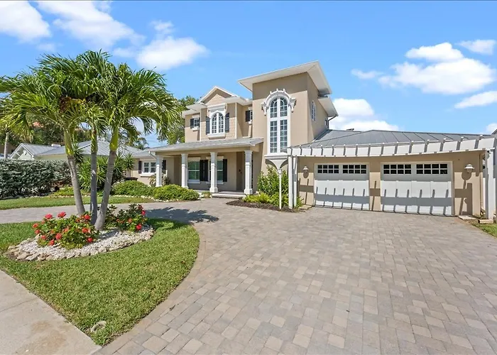 Holiday home 733 Bay Esplanade *