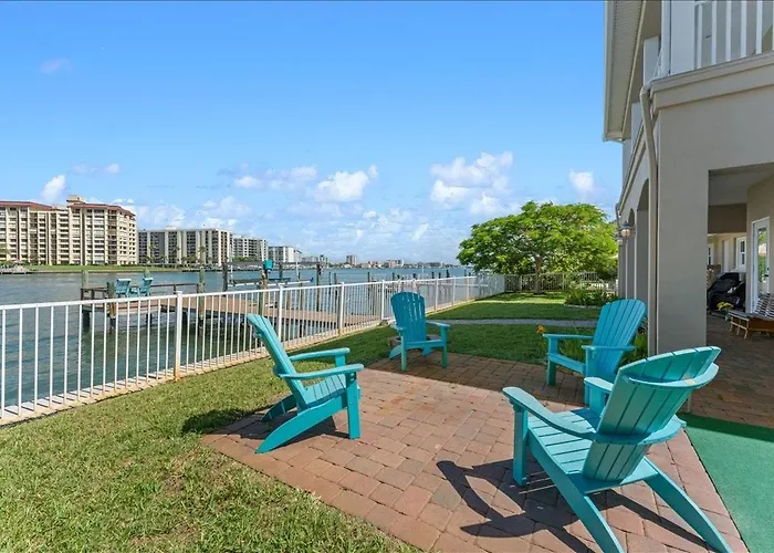 Holiday home 733 Bay Esplanade *