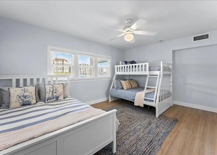 733 Bay Esplanade Holiday home Clearwater Beach